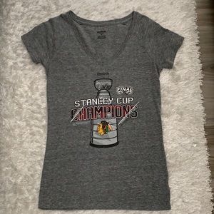 Reebok Chicago Blackhawks S tshirt grey